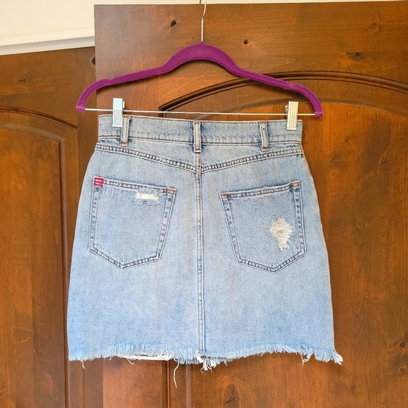 NWT Urban Outfitters BDG Distressed Denim Skirt Women's Size Small - Picture 5 of 5